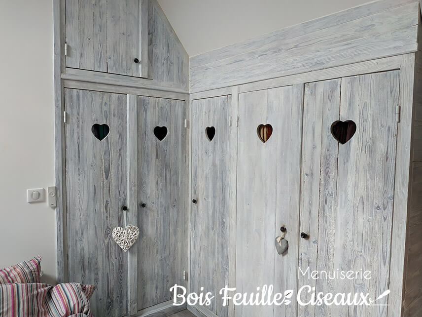 Penderie placards dressing en bois cérusé